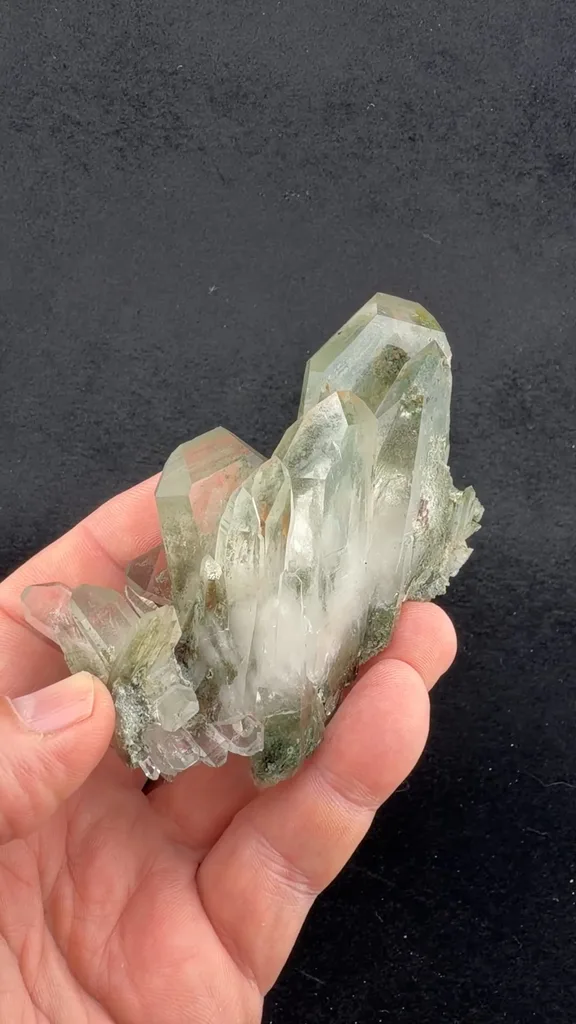 Quartz - image 2