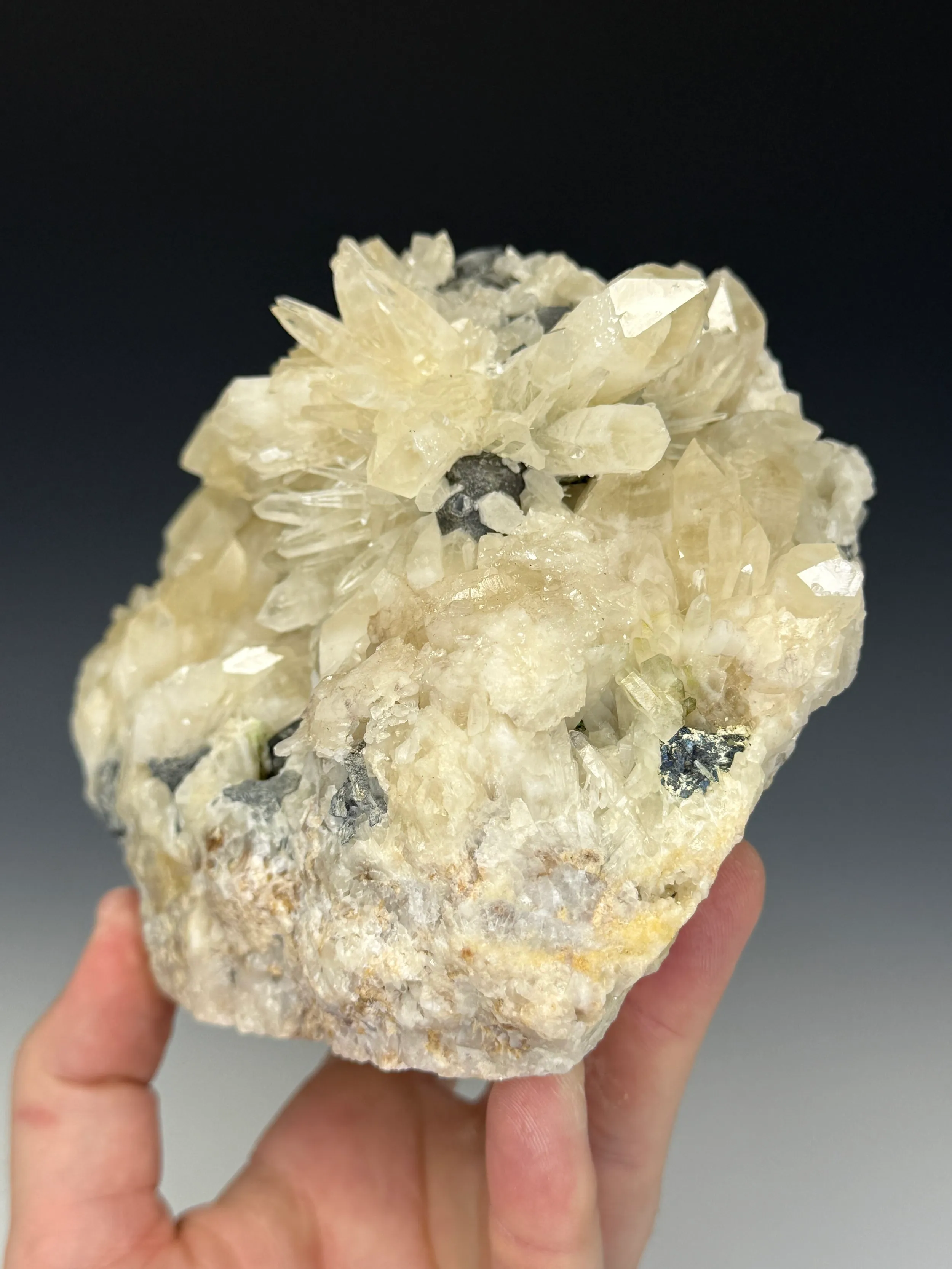 Quartz - image 3
