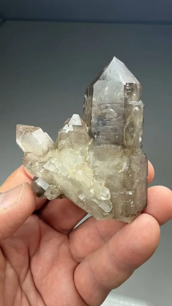 Quartz - image 2