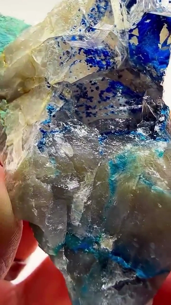 Quartz - image 2