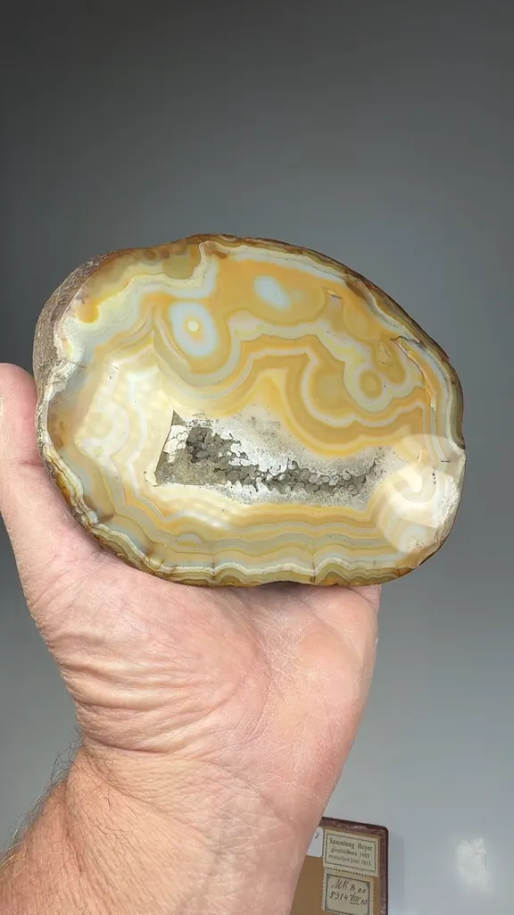 Quartz - image 2