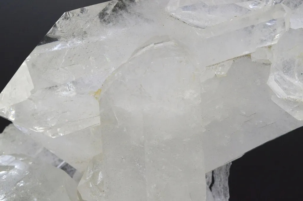 Quartz 986 grams - Minas Gerais, Brazil - image 5
