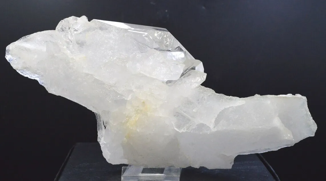 Quartz 986 grams - Minas Gerais, Brazil - image 7