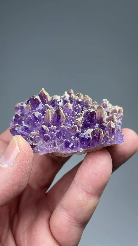 Quartz - image 2