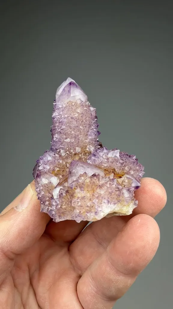 Quartz - image 2