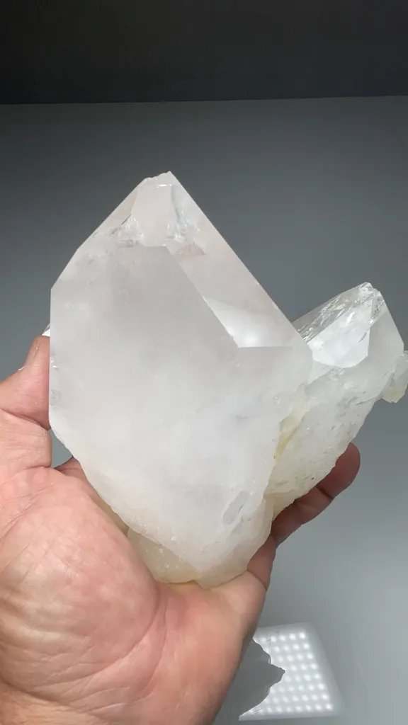 Quartz - image 2