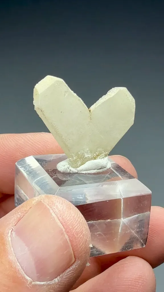 Quartz - image 2