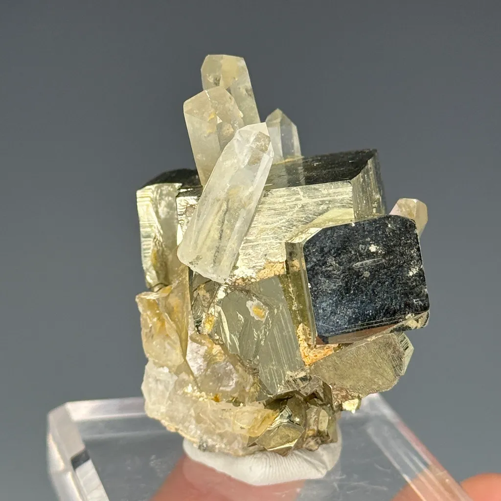 Quartz - image 2