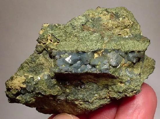 Quartz, Aerinite image