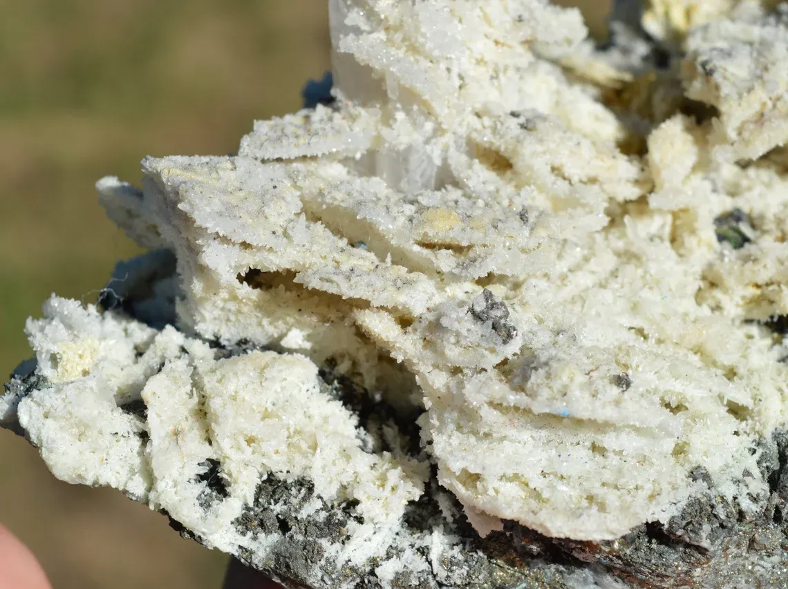 Quartz after Barite and Quartz pyrite - 900 grams - Cavnic Mine, Cavnic, Maramureș, Romania - image 4