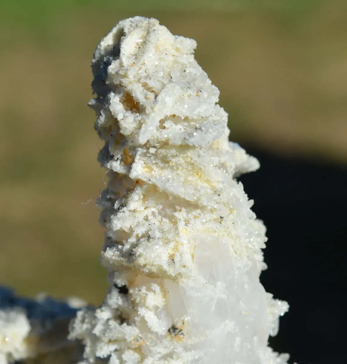 Quartz after Barite and Quartz pyrite - 900 grams - Cavnic Mine, Cavnic, Maramureș, Romania - image 6