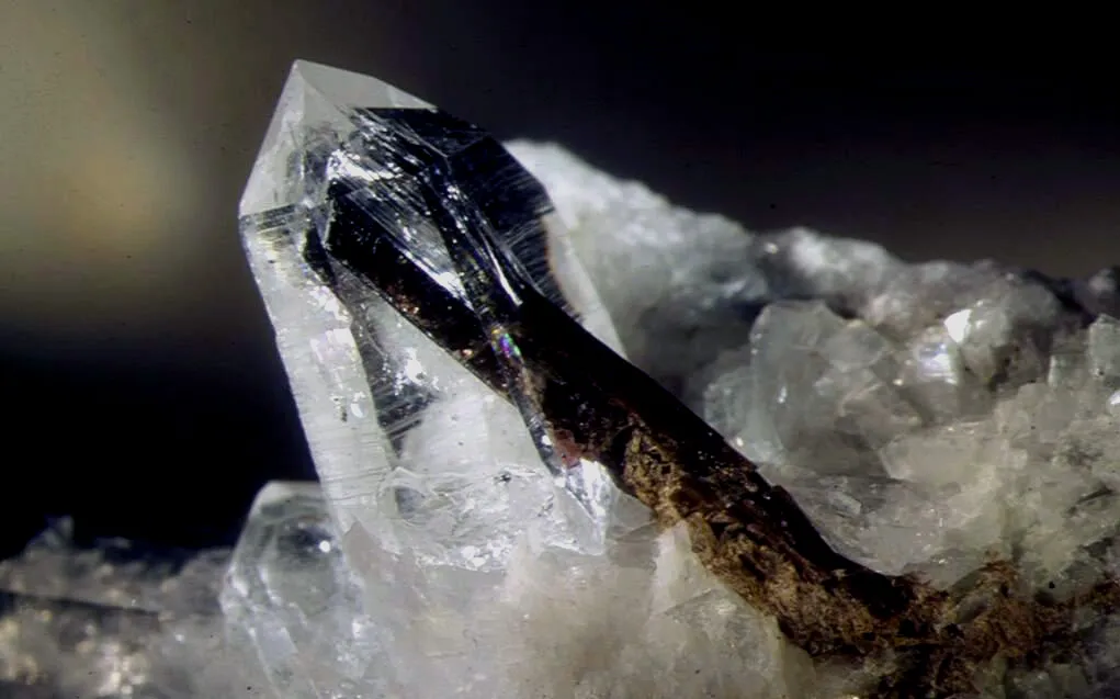 Quartz / Allanite, Trimouns, Luzenac, Ariège, France image