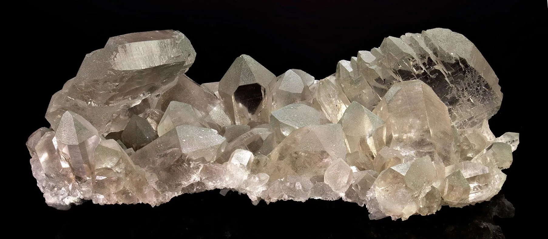 Quartz (amethystine, smoky gwindel, pale smoky with gwindels, amethystine with Hematite inclusions) - image 1