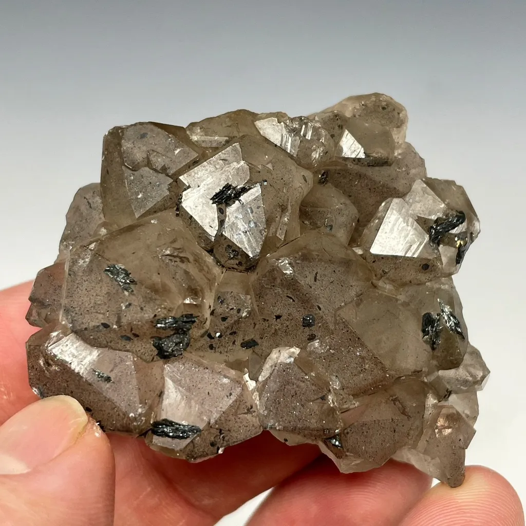Quartz and Hematite - image 2