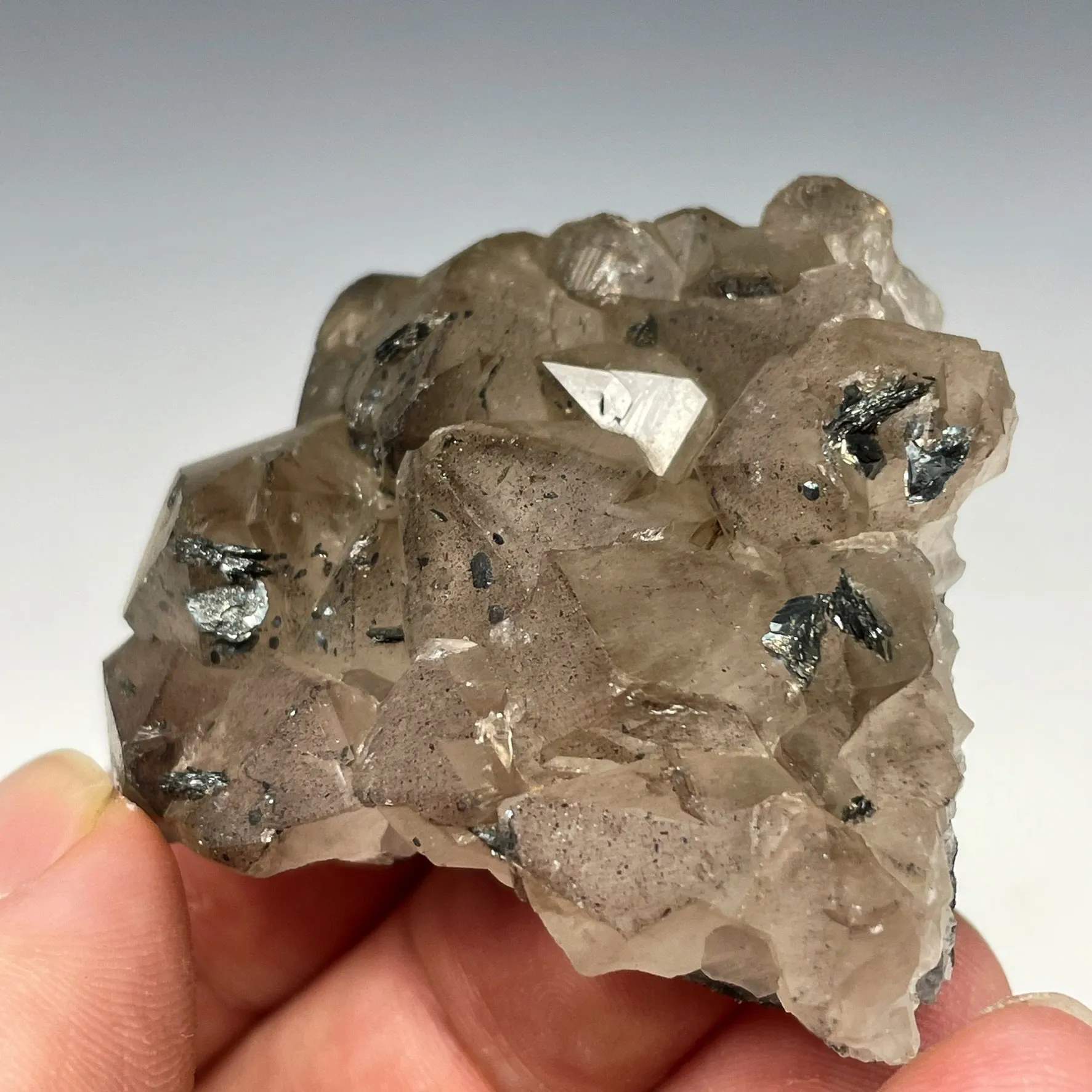 Quartz and Hematite - image 4