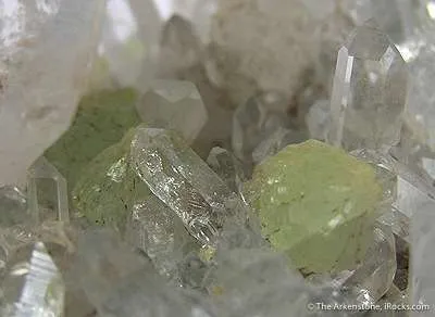 Quartz and Prehnite - image 3