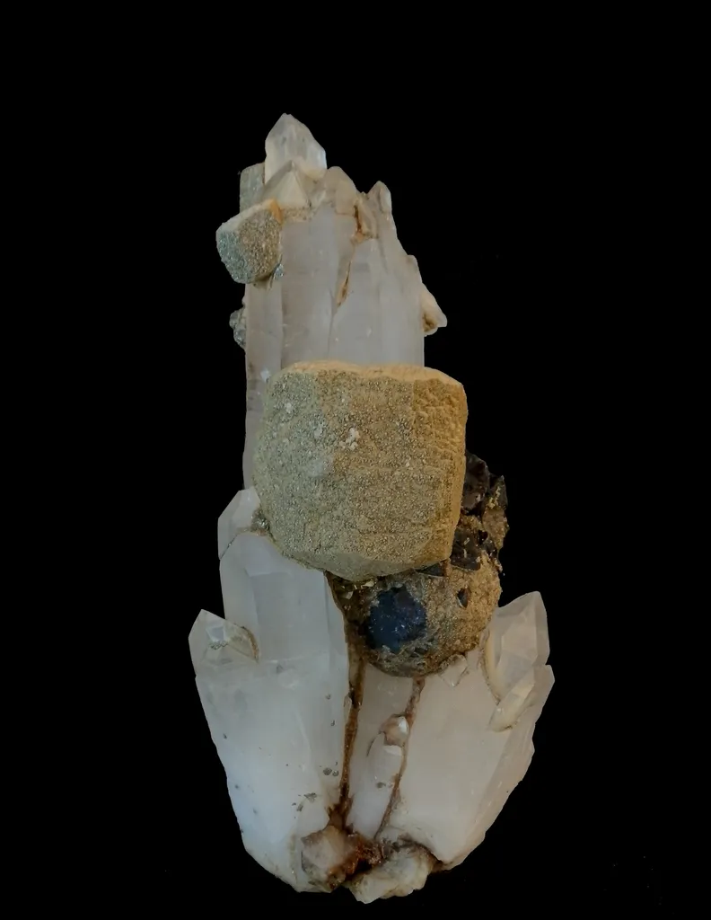 Quartz + apatite recouverte de sidérite _Portugal, Panasqueira Mines