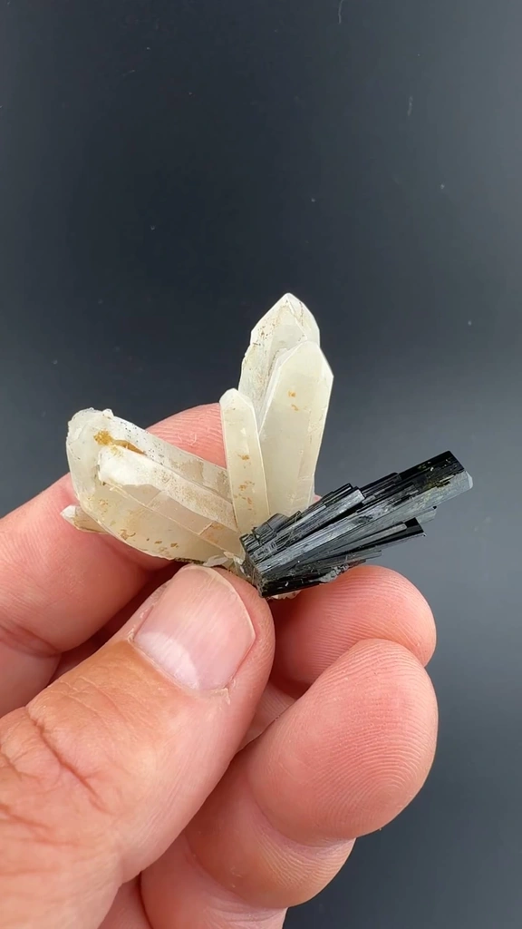 Quartz - image 2