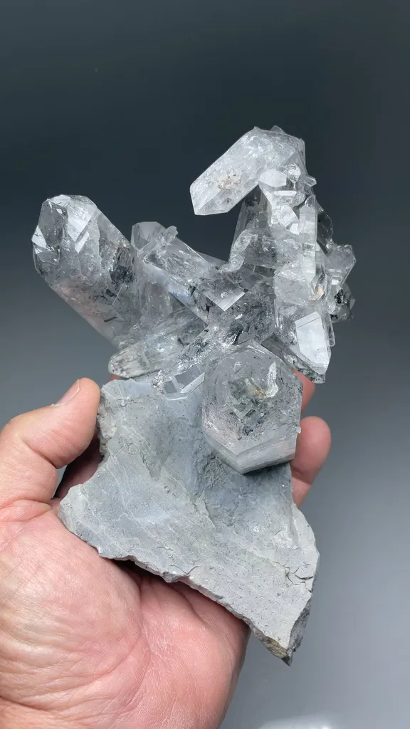 Quartz - image 2