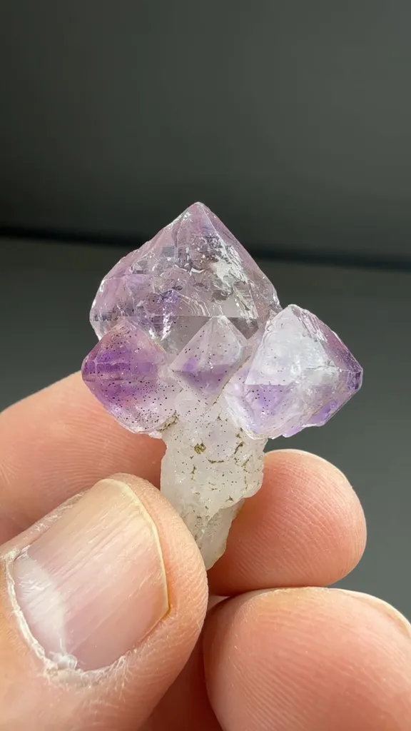 Quartz - image 2