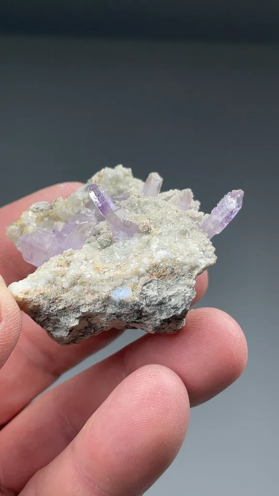 Quartz - image 2