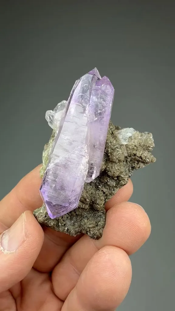 Quartz - image 2