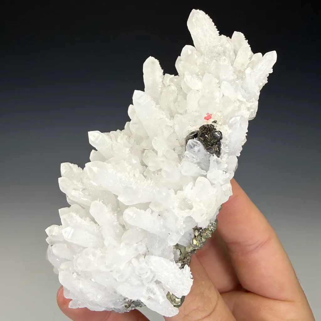 Quartz - image 2