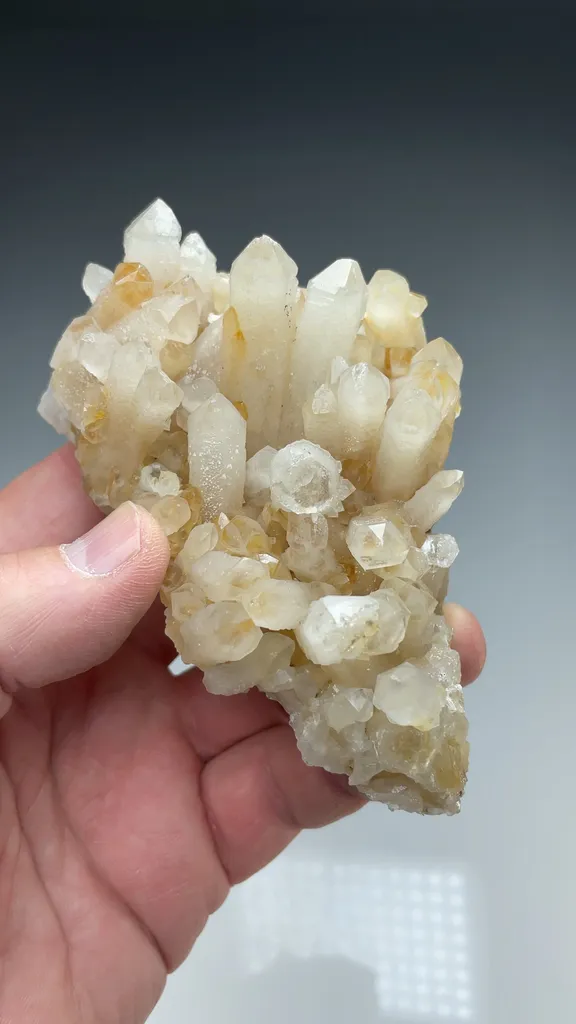 Quartz - image 2
