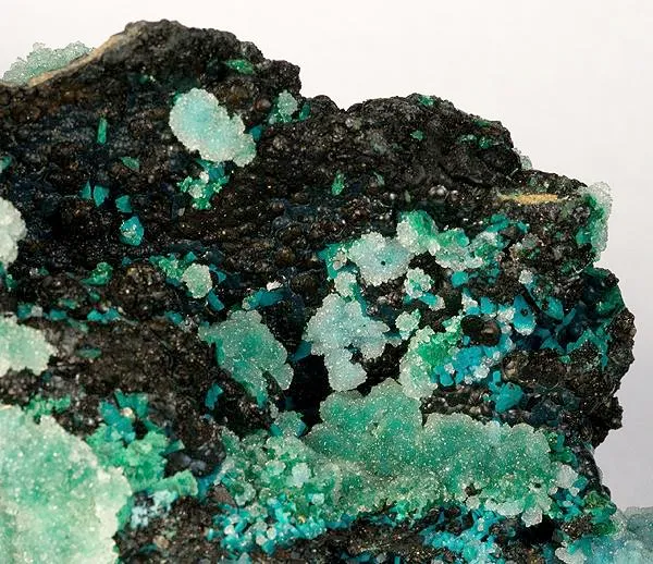 Quartz, Chrysocolla, Heterogenite - image 3