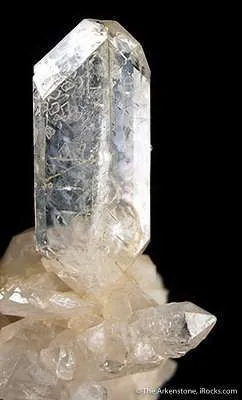 Quartz (Closed Japan Twin) - image 3