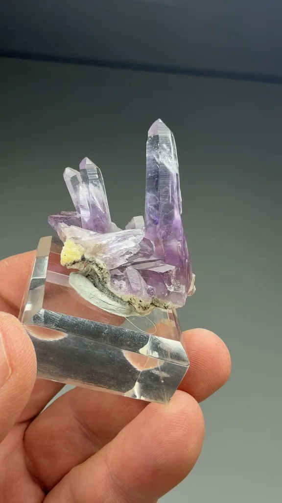 Quartz - image 2