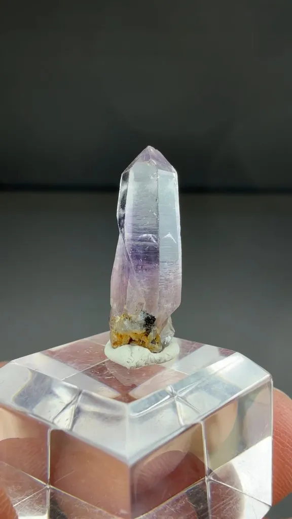 Quartz - image 2