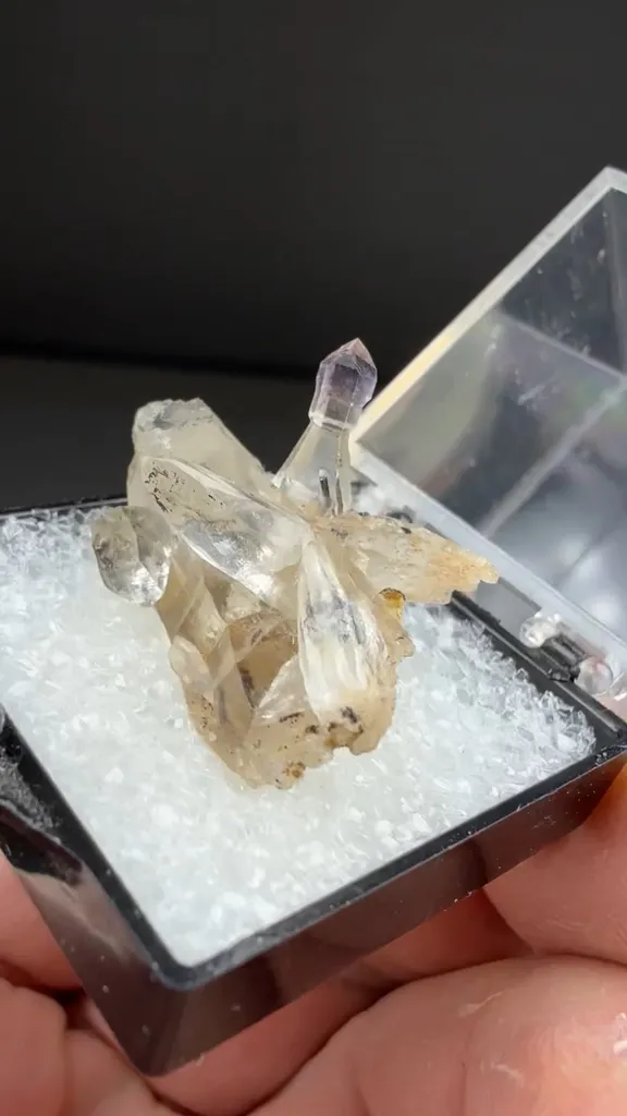 Quartz - image 2