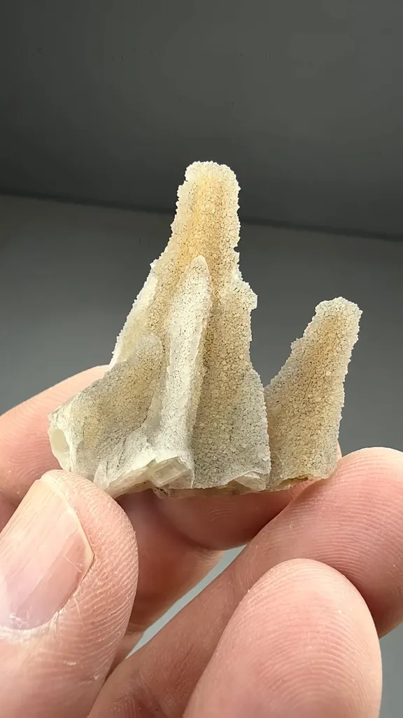 Quartz - image 2