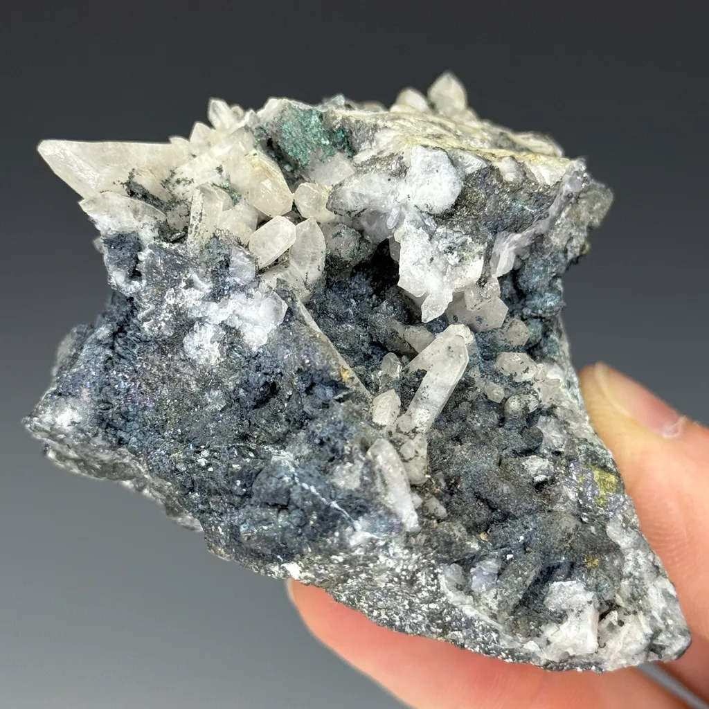 Quartz - image 2