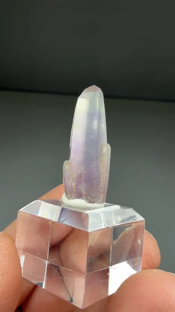 Quartz - image 2