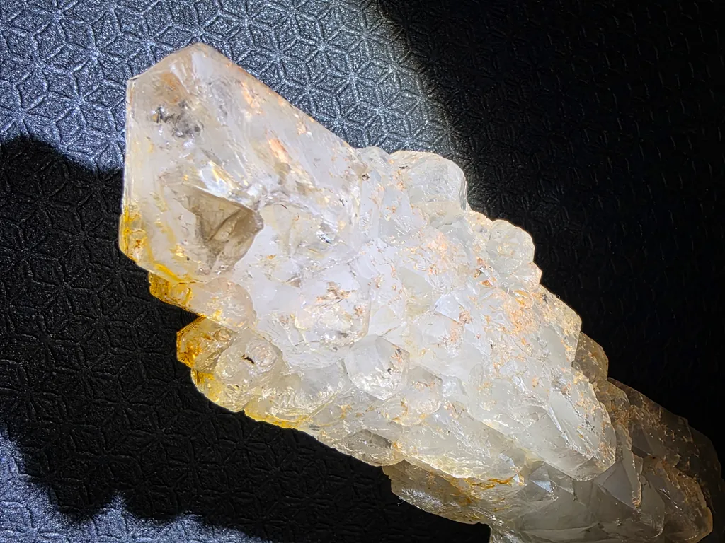 Quartz elestial with hematoid floater - image 8