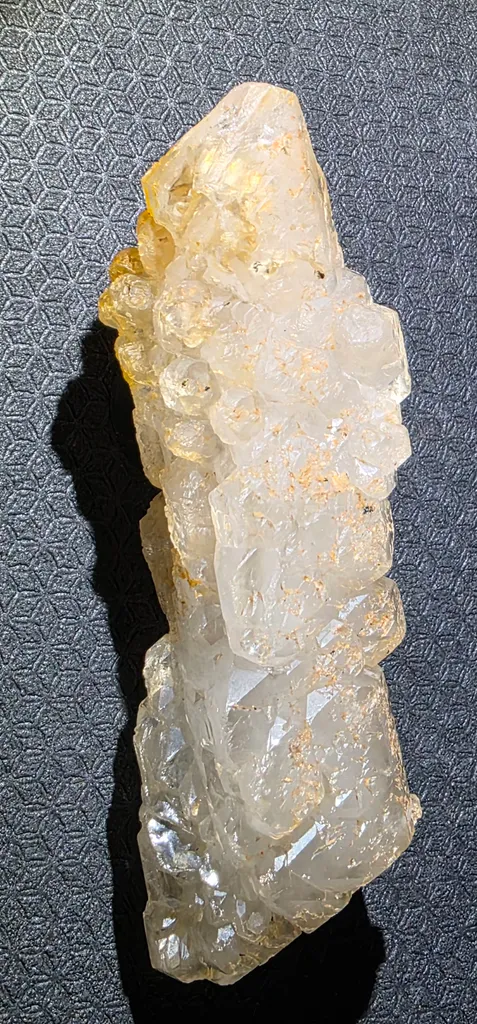 Quartz elestial with hematoid floater - image 4