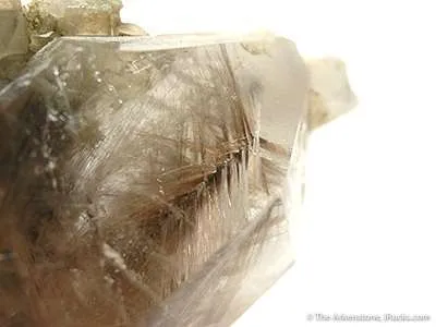 Quartz Enclosing Rutile and Brookite - image 2