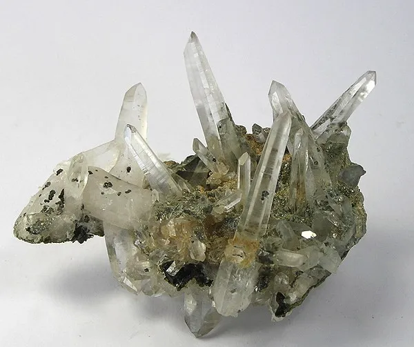 Quartz, Epidote - image 1
