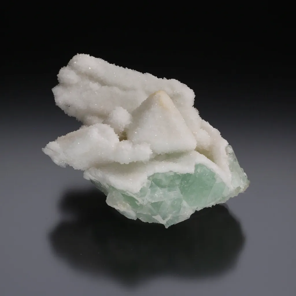 Quartz Epimorph after Fluorite image