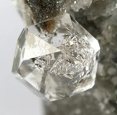 Quartz - image 2