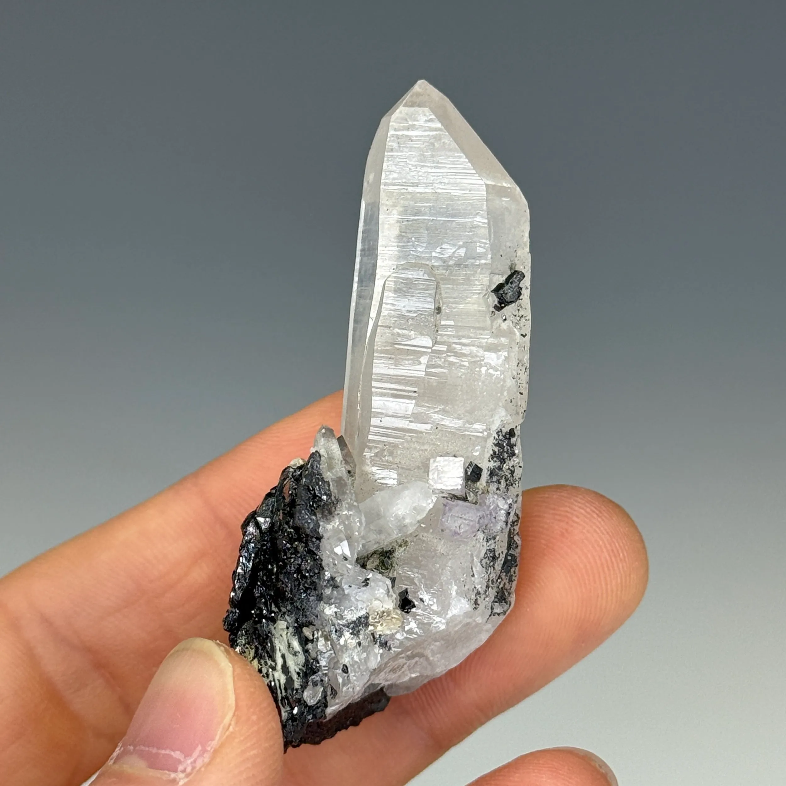 Quartz - image 2