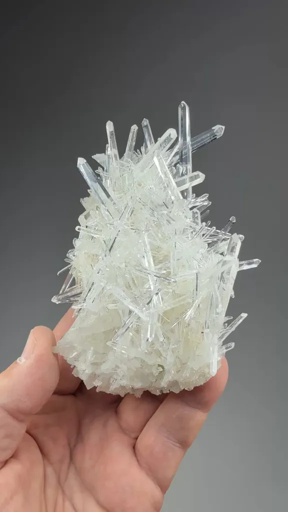 Quartz - image 2