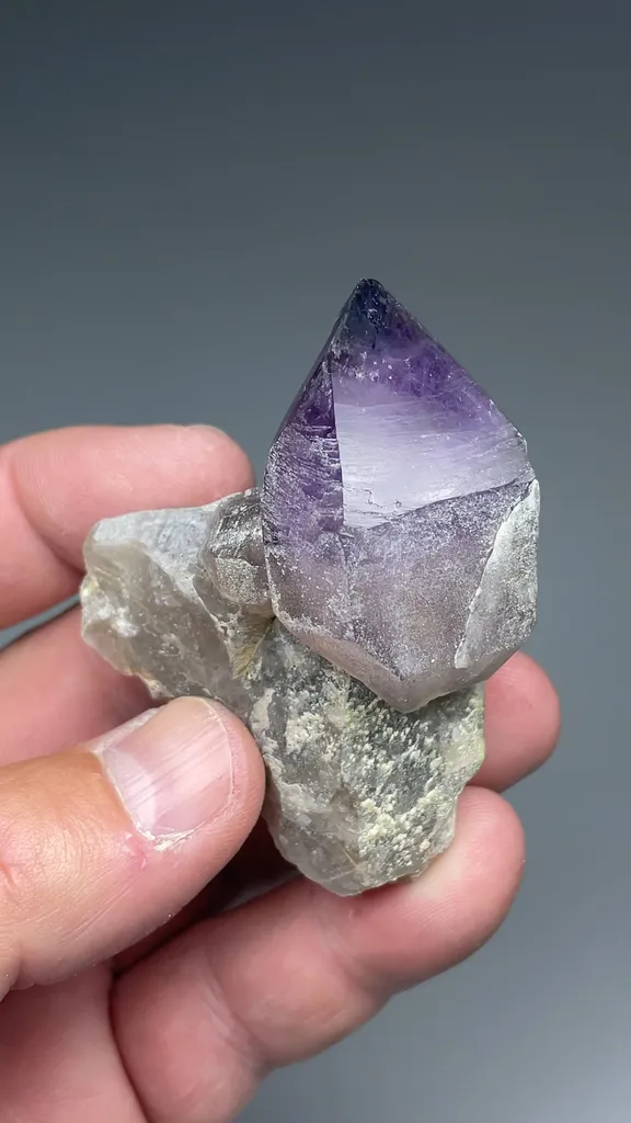 Quartz - image 2
