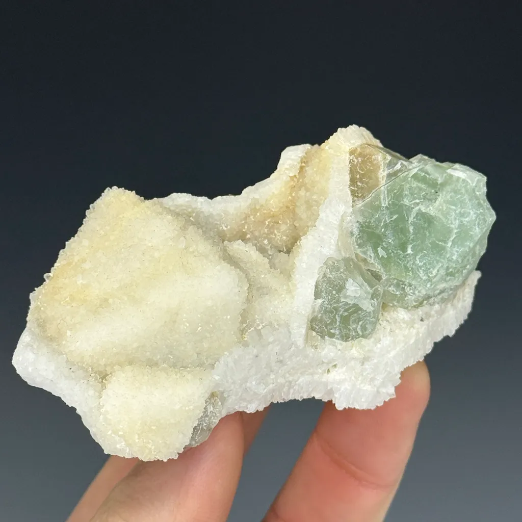 Quartz - image 2