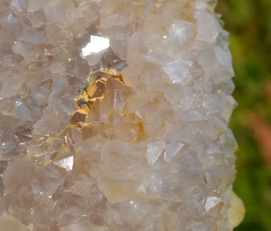 Quartz & fluorite 2070 grams - Maxonchamp, Remiremont, Vosges, France - image 5