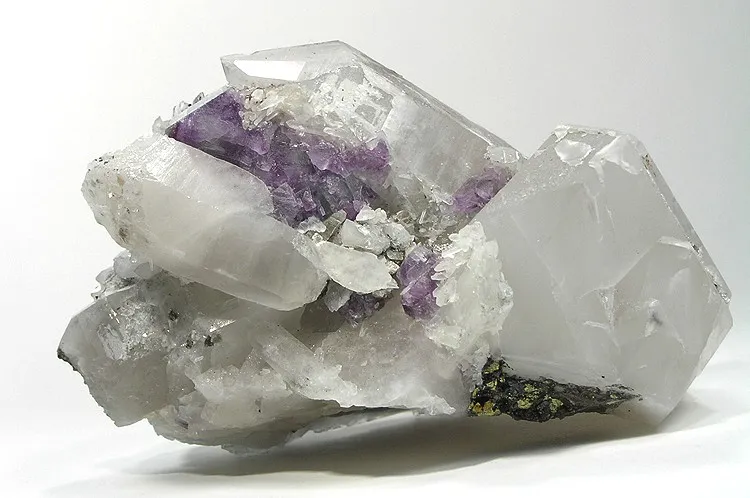 Quartz, Fluorite, Chalcopyrite image