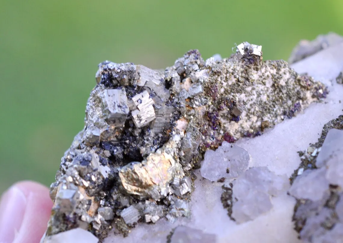 Quartz fluorite pyrite chalcopyrite 304 grams - Dal'negorsk, Primorskiy Kray, Russia - image 3