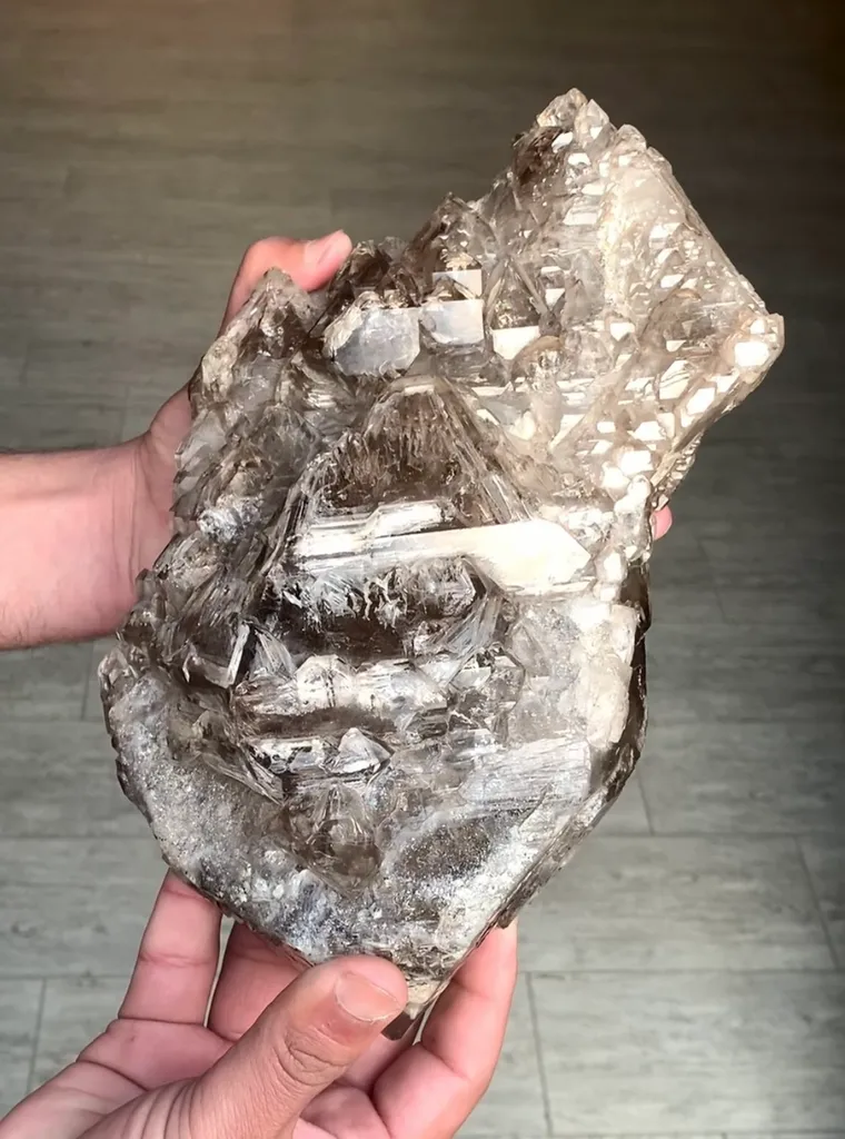 Quartz from Afghanistan - image 6